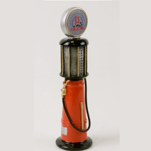 Old Style Round Gas Pump 