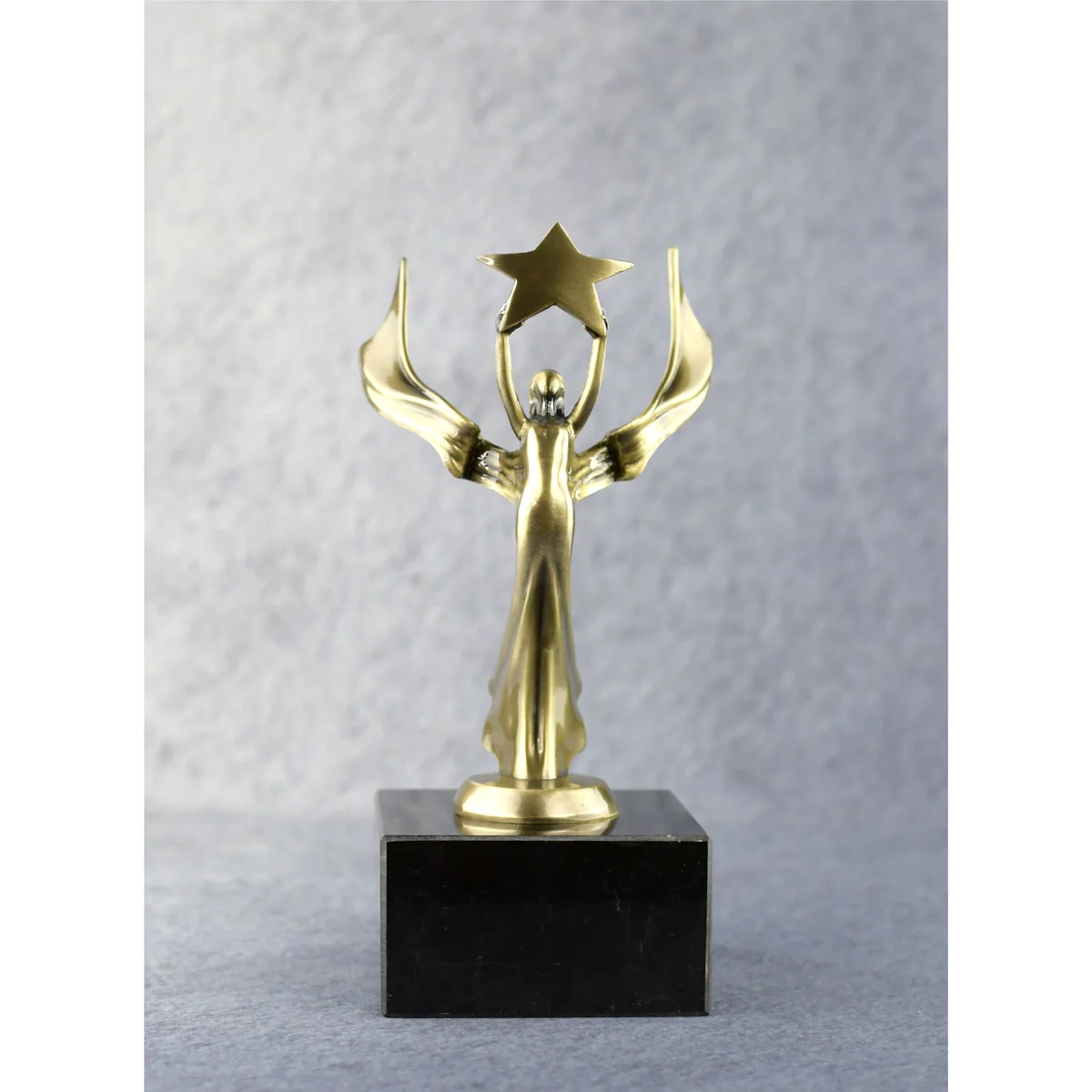 Star Performer Victory Figure 